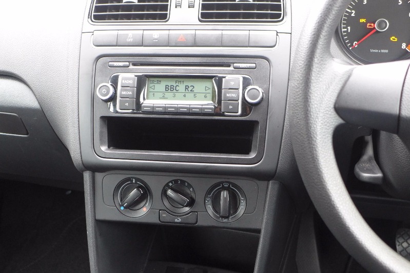 VOLKSWAGEN POLO S 2012