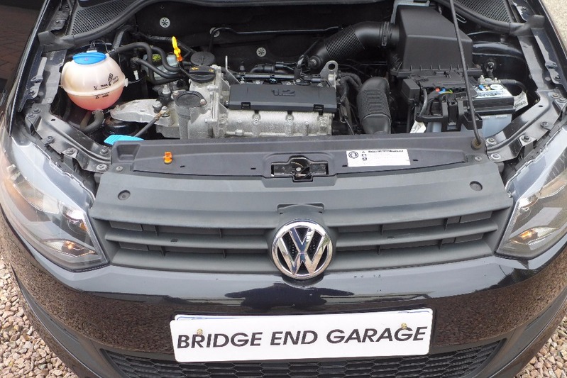 VOLKSWAGEN POLO S 2012