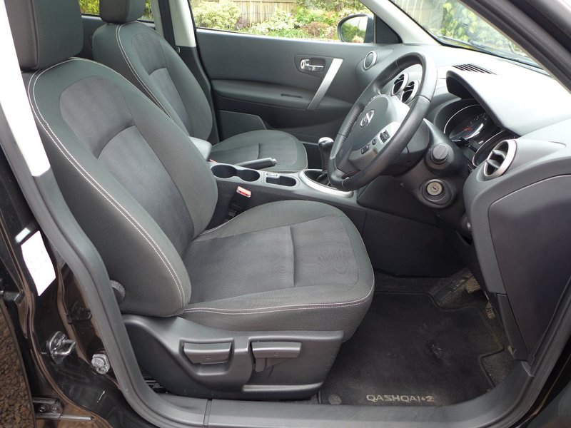 NISSAN QASHQAI ACENTA PLUS 2 2012