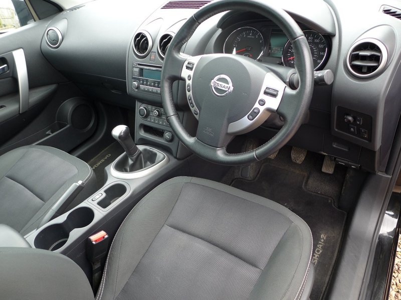 NISSAN QASHQAI ACENTA PLUS 2 2012